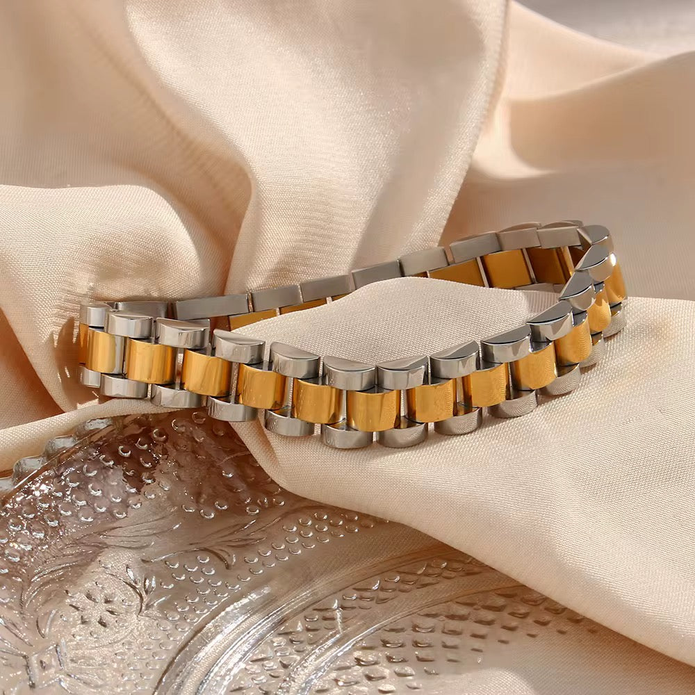 Calibre Link Bracelet