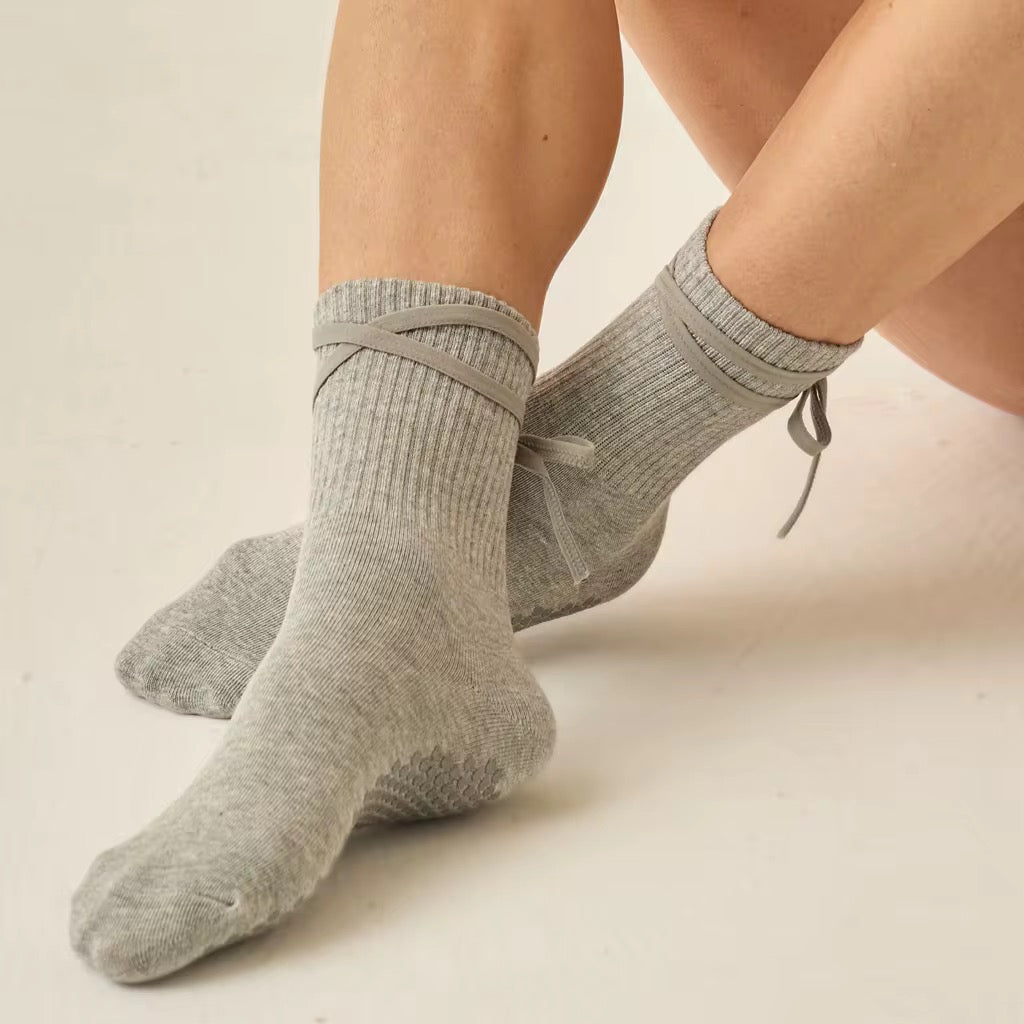 Pilati-Lace Socks